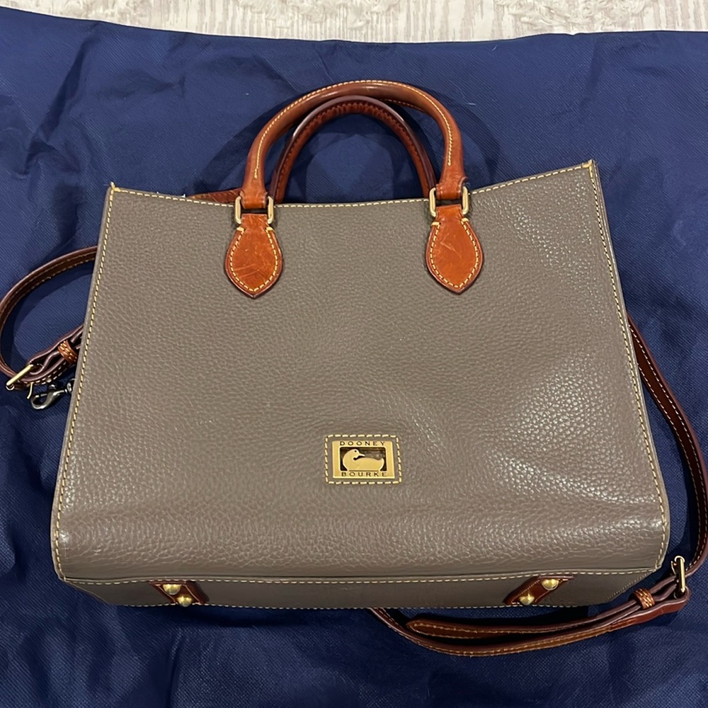 Dooney And Bourke Satchel Crossbody